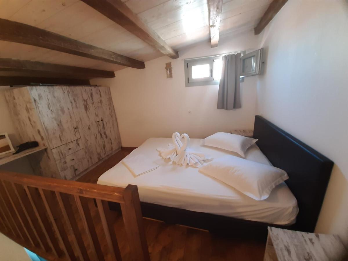 Κυθνοσ Larerooms Merichas ภายนอก รูปภาพ